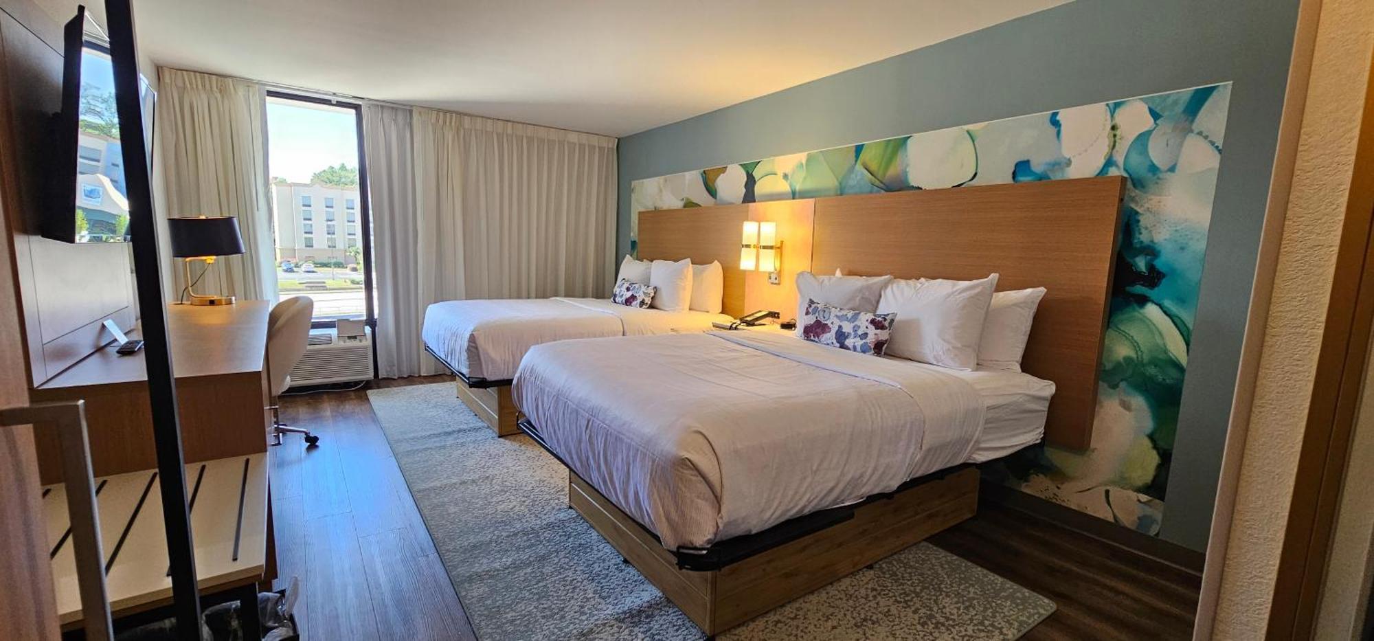 Queen Room with Two Queen Beds and Pool View - Non-Smoking